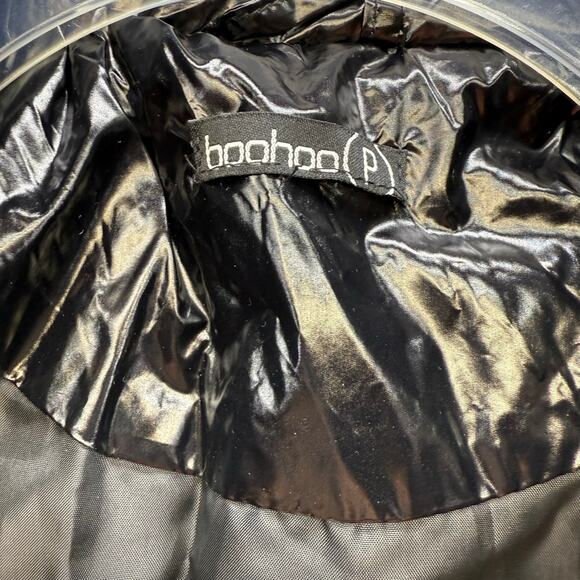 Boohoo Puffer Coat Women's Size 6 Shiny Black Hooded Cropped Streetwear Gorpcore - Picture 8 of 12